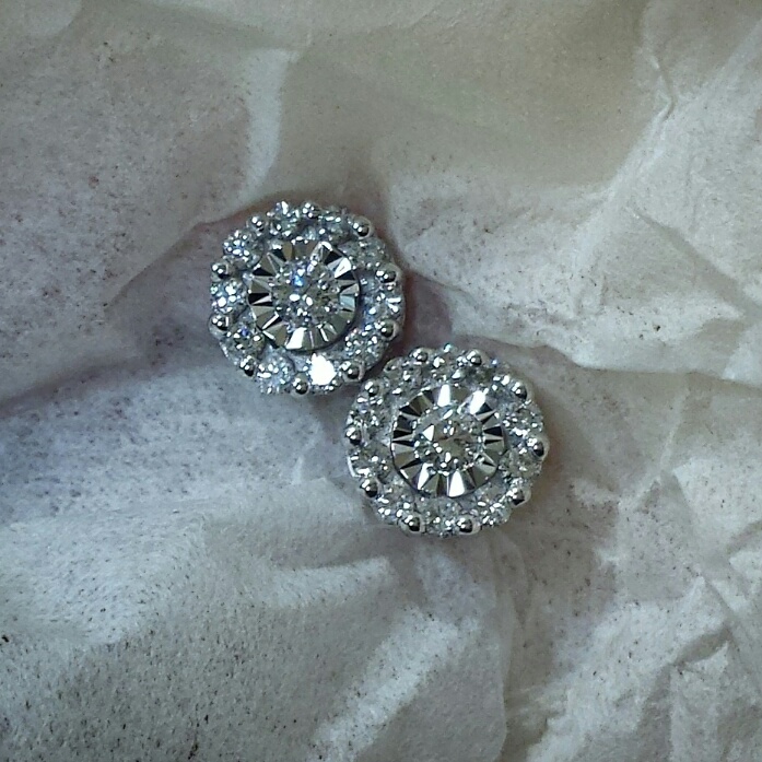 Diamond Halo Stud Earrings (sku 0401438) for $595