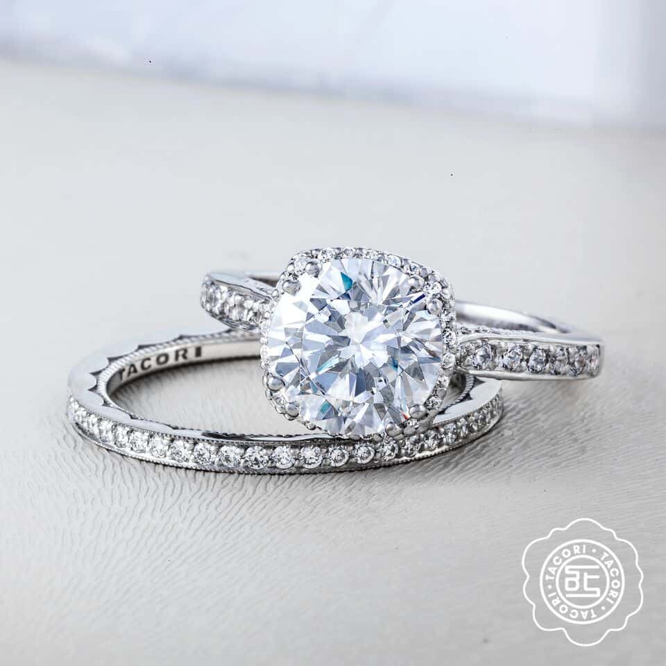 Tacori Dantela Collection Diamond Engagement Ring 