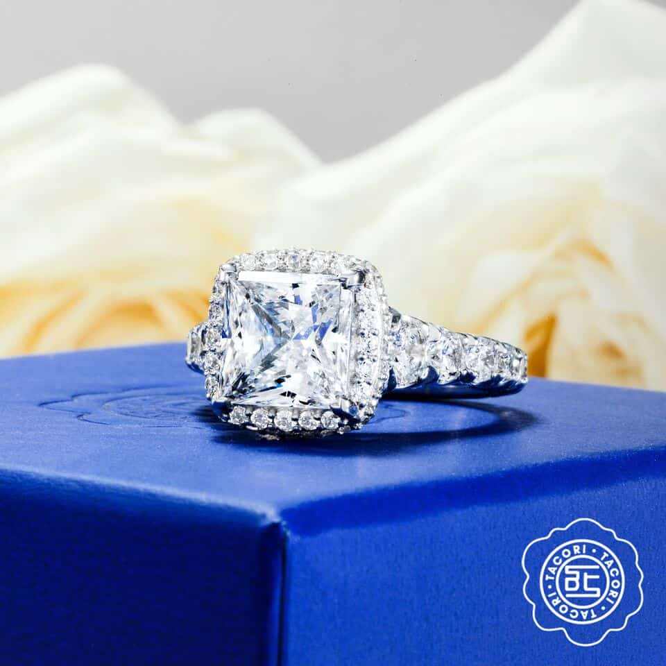 Tacori RoyalT Collection Diamond Engagement Ring