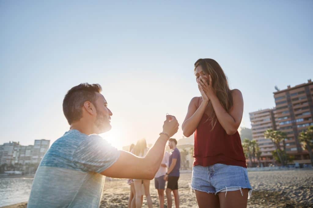 7 Essential Tips on How to Propose