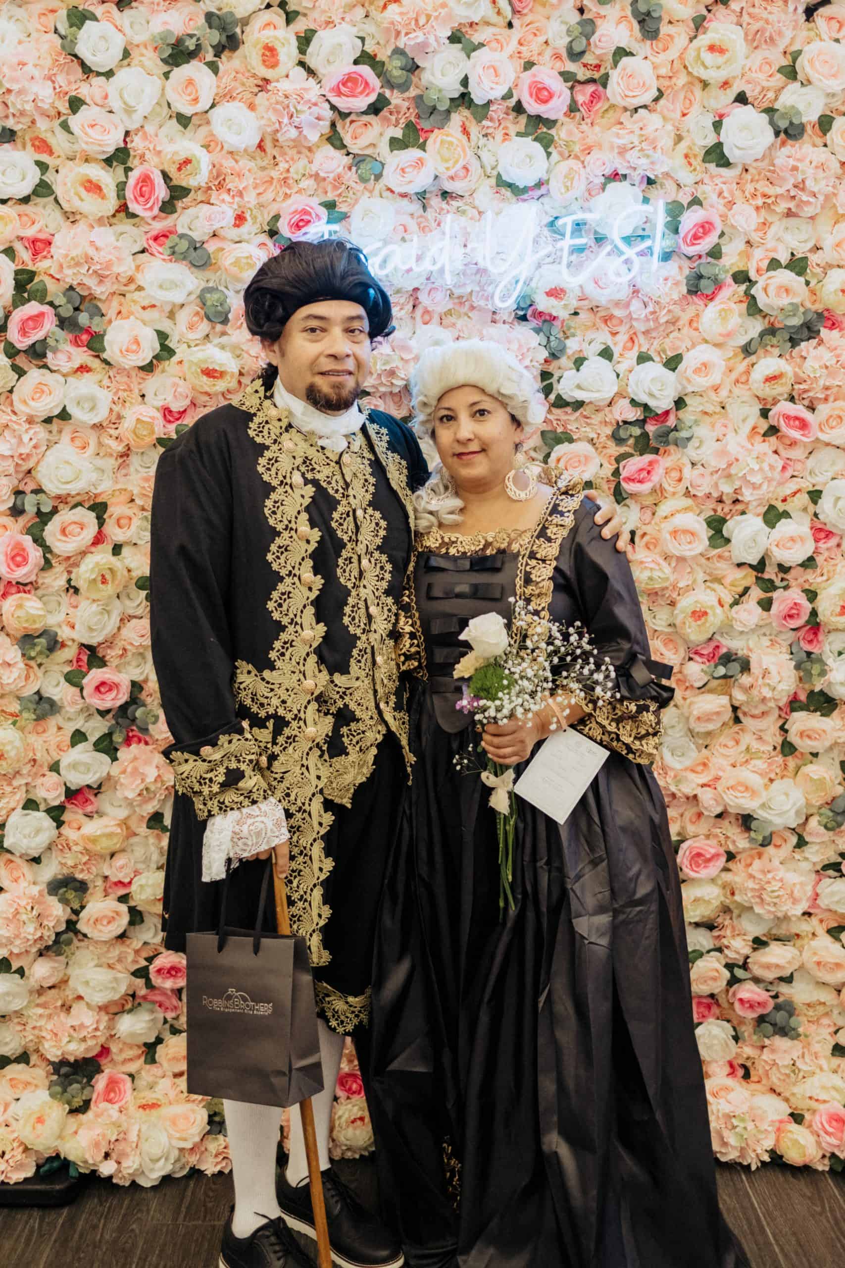 Couple with Bridgerton”-Themed Costume