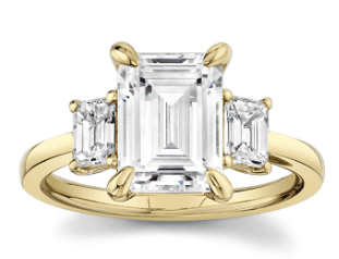 emerald cut engagement ring