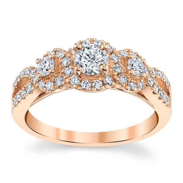 rose gold diamond engagement ring