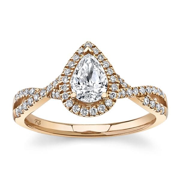 rose gold diamond engagement ring