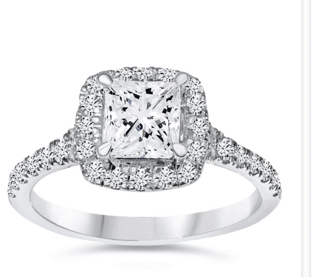 princess cut diamond engagement rinf